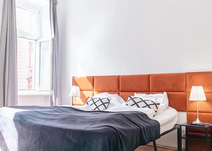 Affordable 1br By Westbahnhof Station Viena