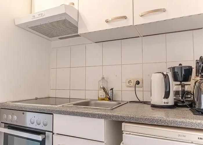 Affordable 1br By Westbahnhof Station Apartamento